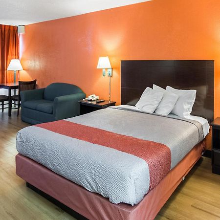 Motel 6-Groton, Ct - Casinos Nearby Eksteriør billede